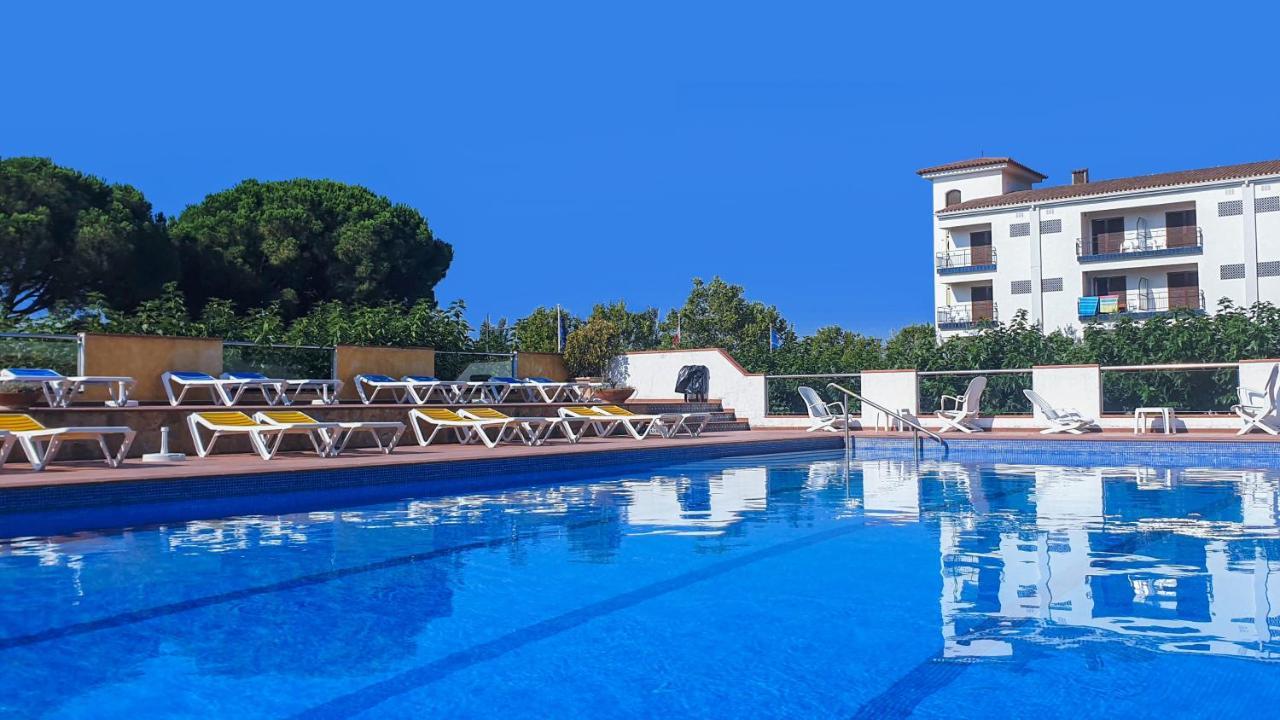 Hotel La Masia L'Estartit Esterno foto