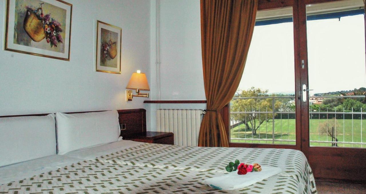 Hotel La Masia L'Estartit Esterno foto