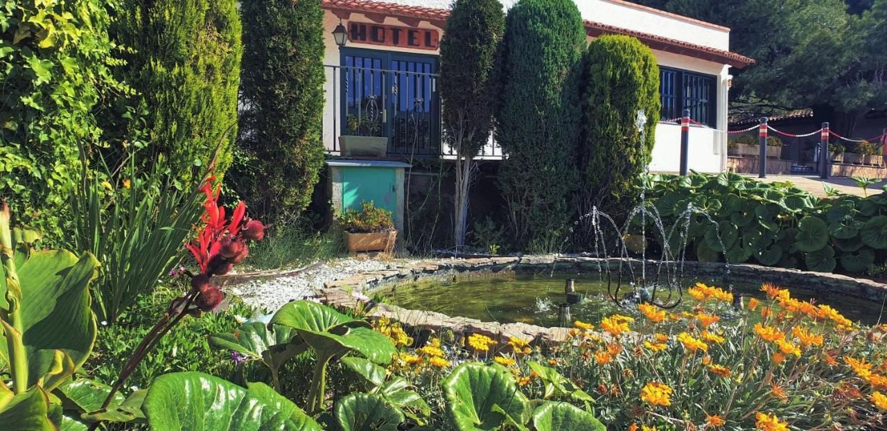 Hotel La Masia L'Estartit Esterno foto