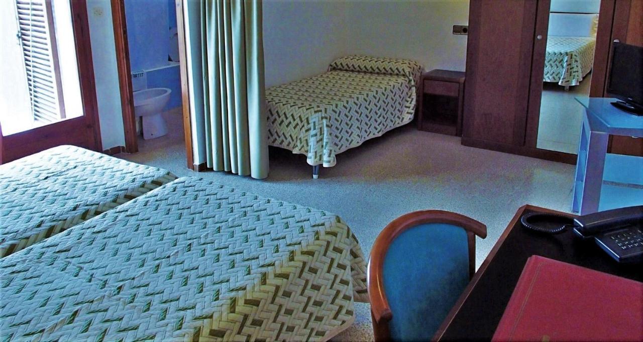 Hotel La Masia L'Estartit Esterno foto